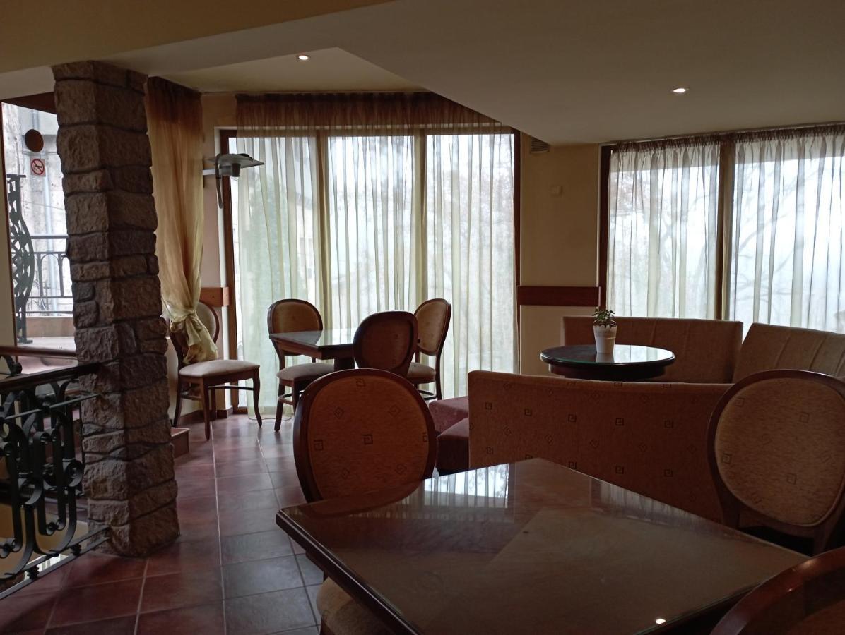 Hotel Bolyari Veliko Tarnovo Eksteriør billede