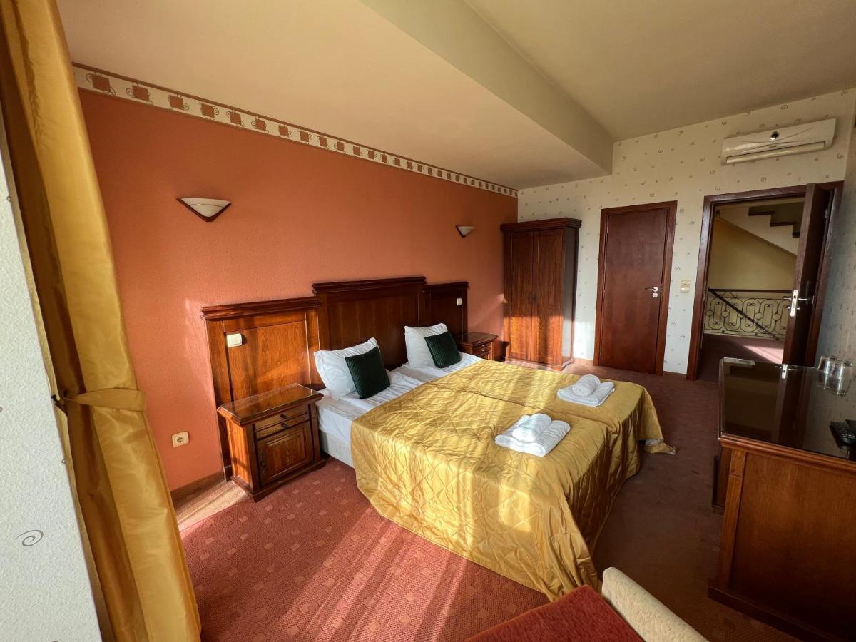 Hotel Bolyari Veliko Tarnovo Eksteriør billede