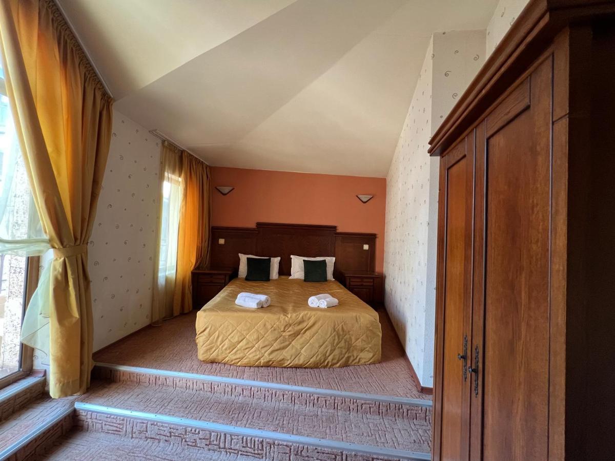 Hotel Bolyari Veliko Tarnovo Eksteriør billede