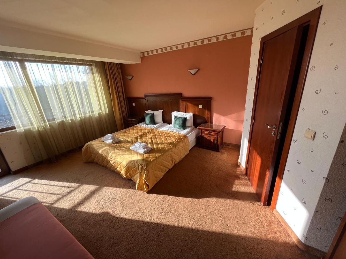 Hotel Bolyari Veliko Tarnovo Eksteriør billede